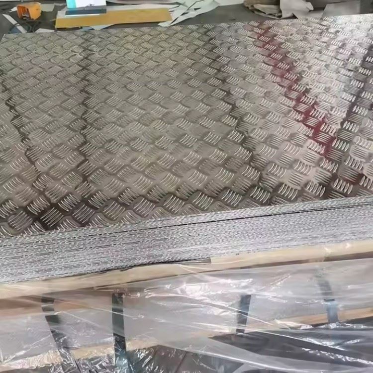 5052 Aluminium Checkered Plate 5052 Aluminium Checkered Plate